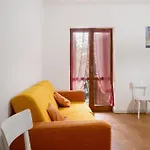 Casa Nel Bosco * Sacco (Sondrio)